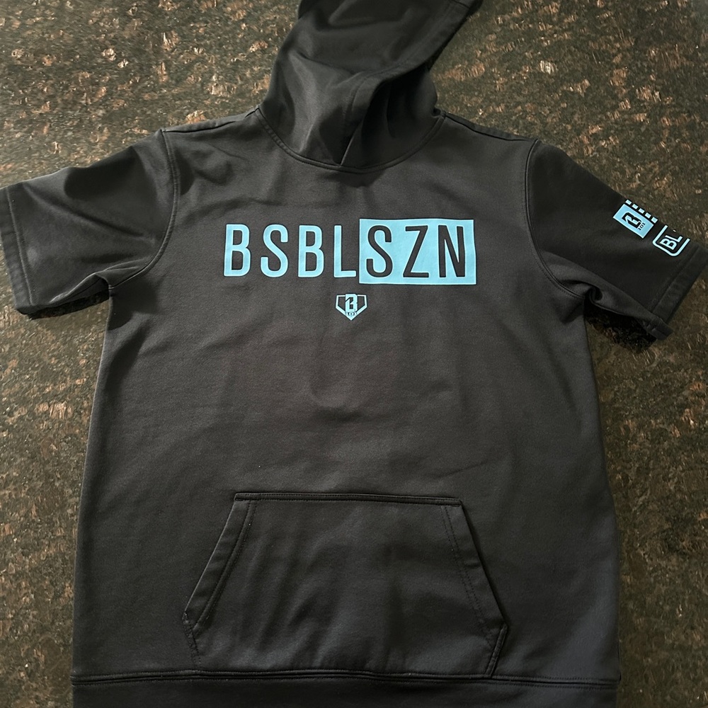 Baseball Lifestyle 101 - BSBL-SZN Youth Short Sleeve Hoodie (black/light blue)